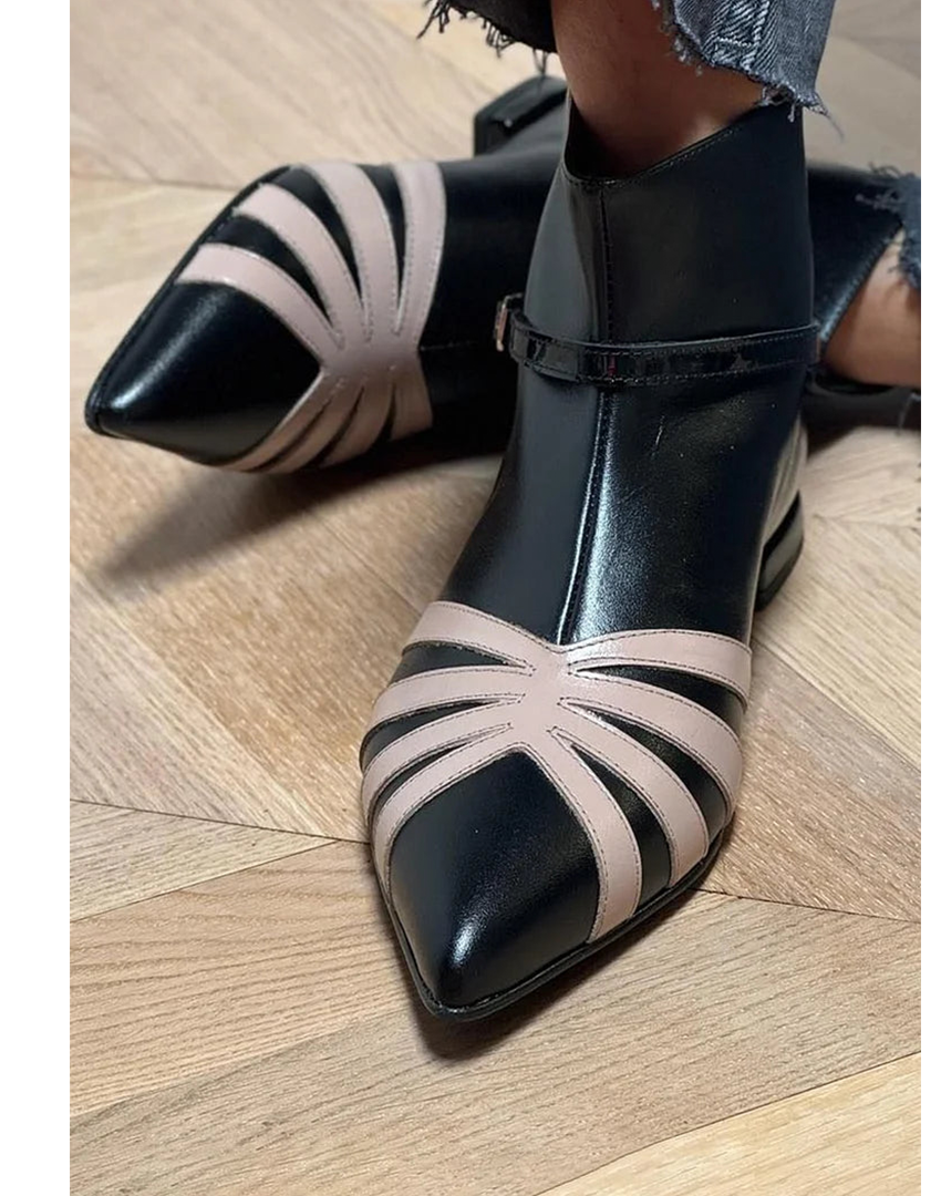 Veya™ | Pointed Geometric Ankle Boot