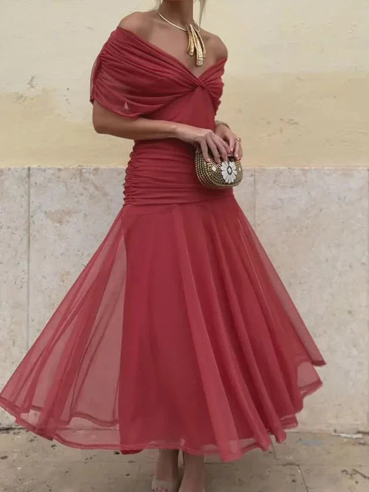 Women's Floral Maxi Dress for Wedding Guests with Off-the-Shoulder Neckline and Ruched Waist