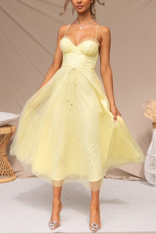 Ladies' corset midi dress with heart-shaped neckline and tulle skirt