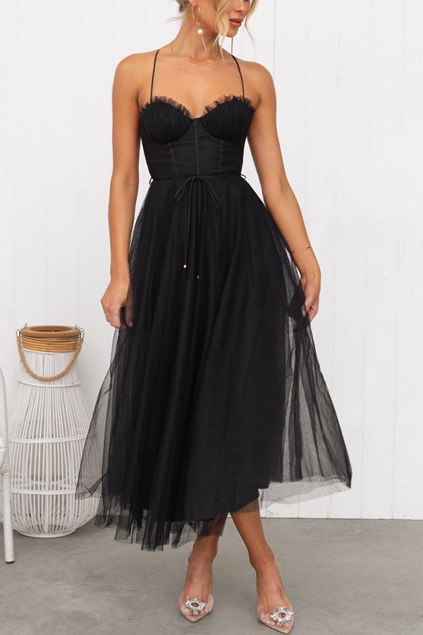 Ladies' corset midi dress with heart-shaped neckline and tulle skirt