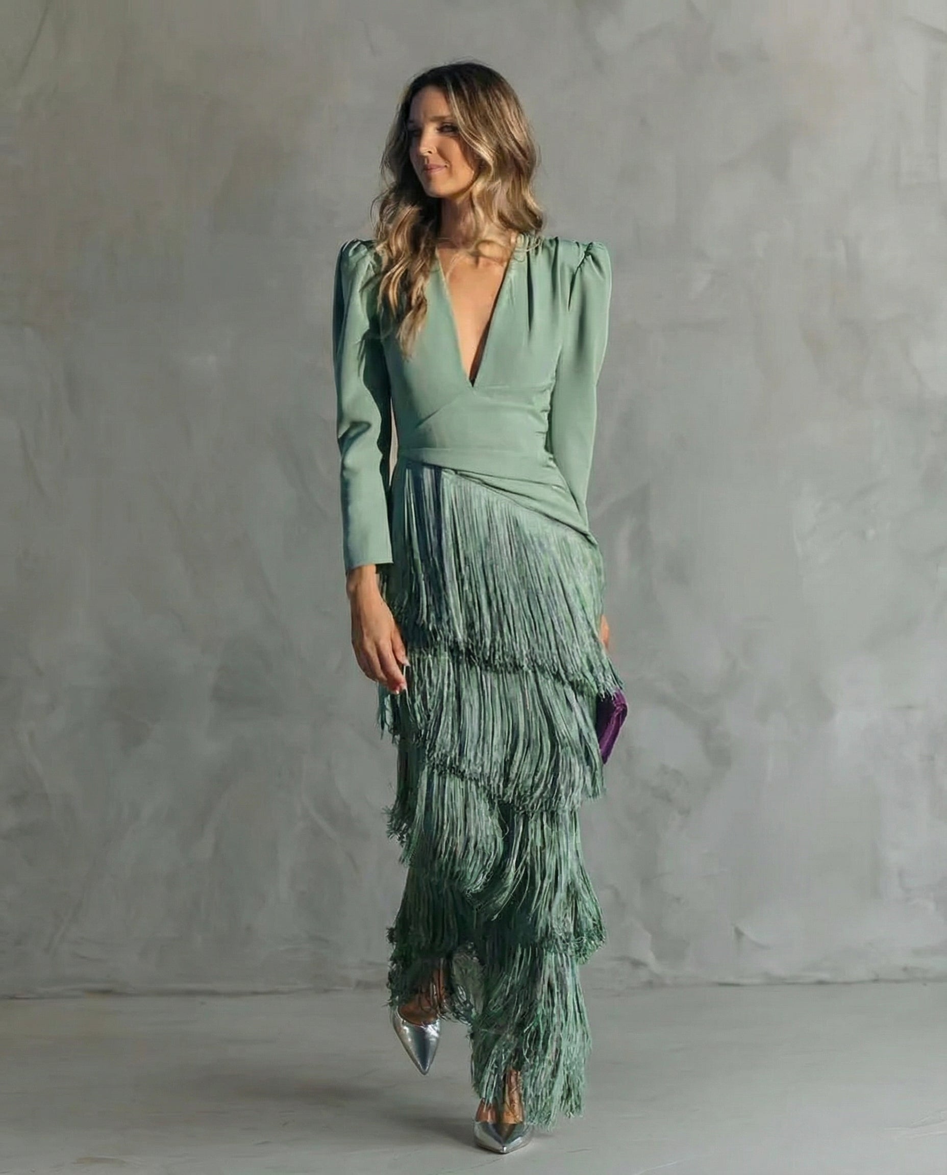 Serenva - Elegant Fringe-Sleeve Midi Dress