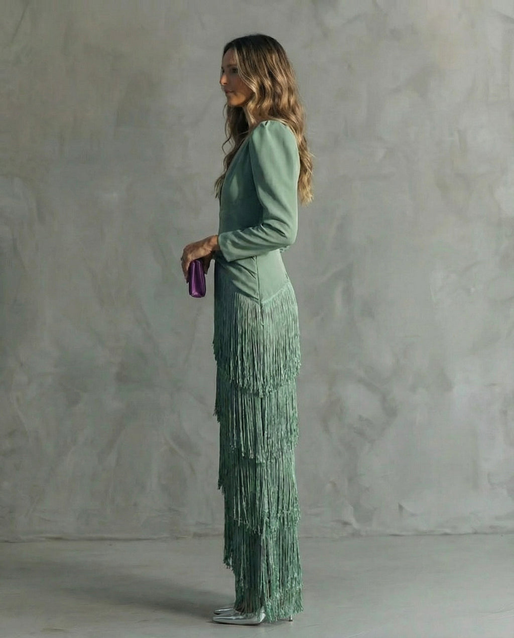 Serenva - Elegant Fringe-Sleeve Midi Dress